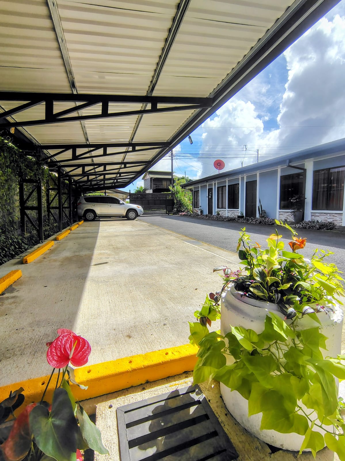 Apartamentos Ihuri - Espacios de parqueo